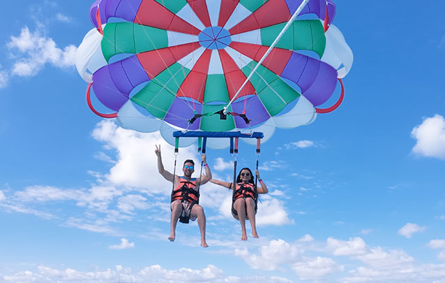 Parasailing in cancun