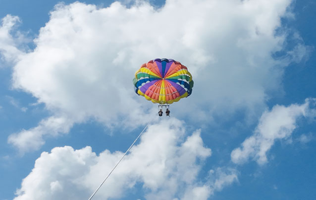 Parasailing in cancun